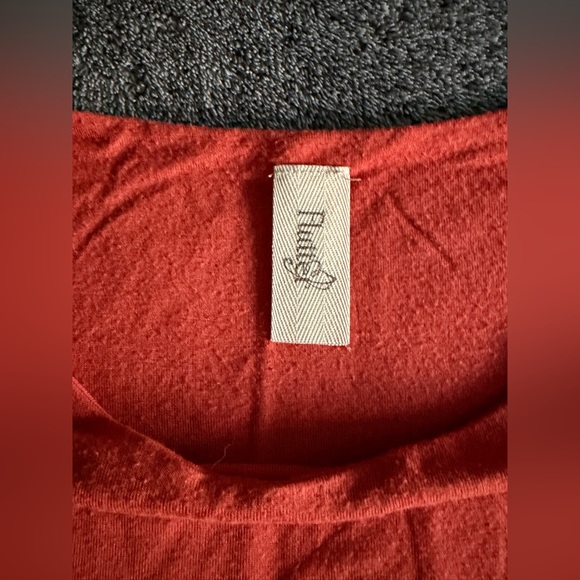 Flutter Top - Picture 3 of 3